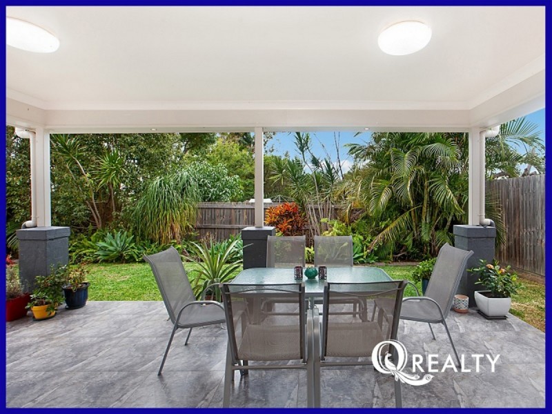 155 Stradbroke Avenue, Wynnum QLD 4178