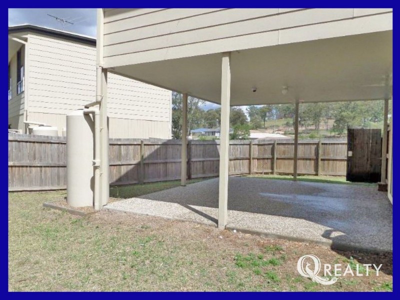 86 High Street, Blackstone QLD 4304