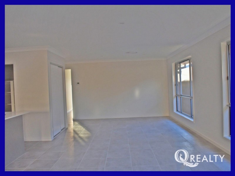 4 Pipet Crescent, Pallara QLD 4110