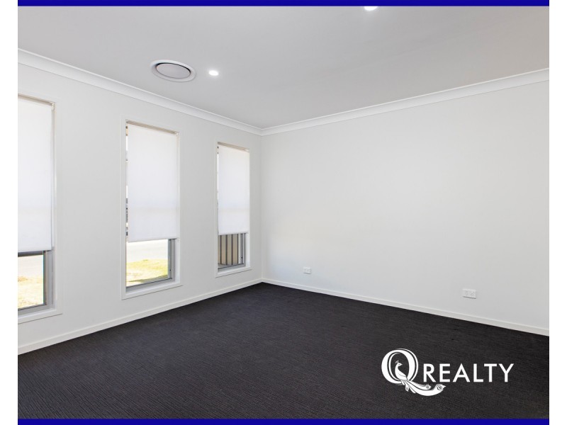4 Pipet Crescent, Pallara QLD 4110