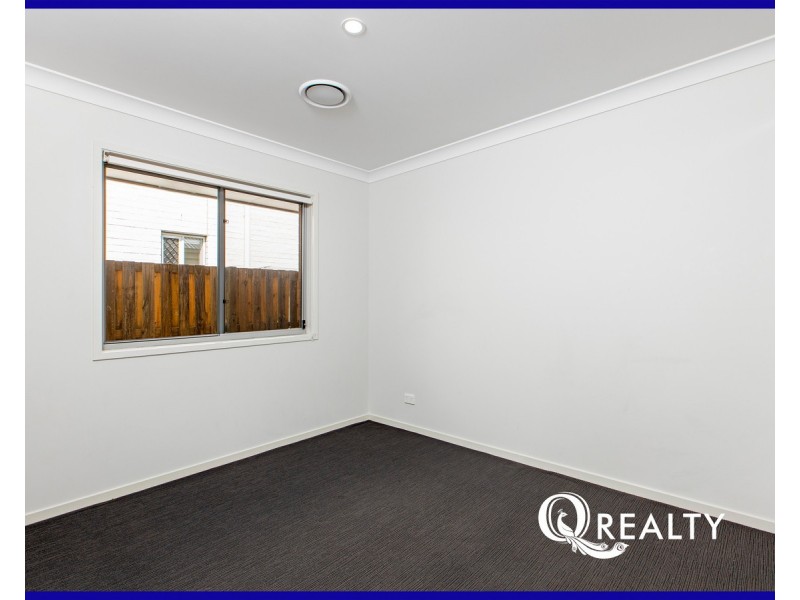 4 Pipet Crescent, Pallara QLD 4110