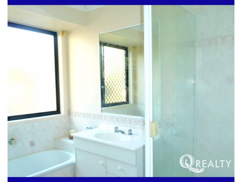 44 Clifton Place, Parkinson QLD 4115