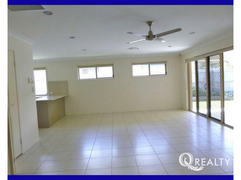28 Coalstoun Crossing, Waterford QLD 4133