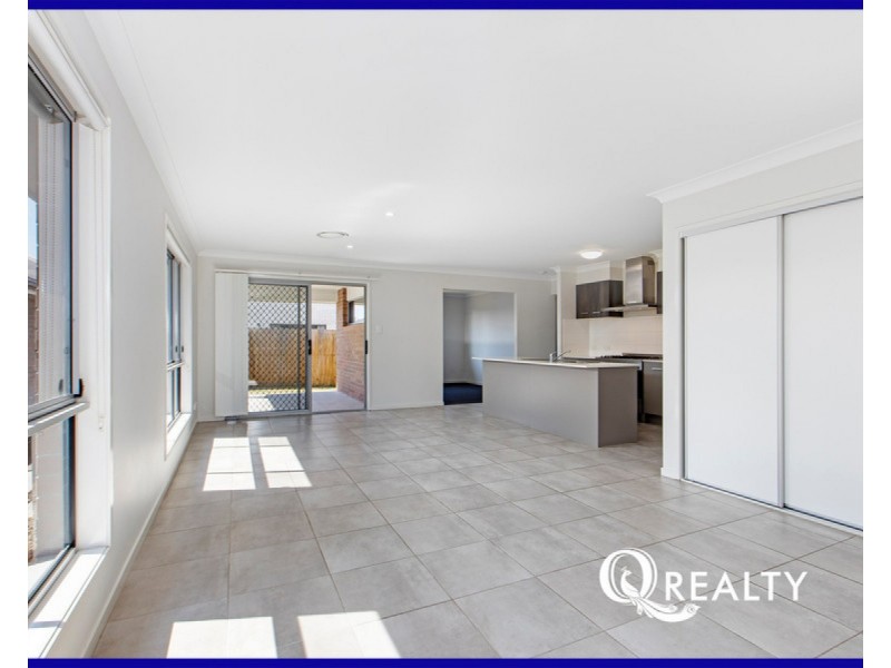 4 Pipet Crescent, Pallara QLD 4110