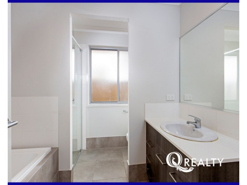 4 Pipet Crescent, Pallara QLD 4110