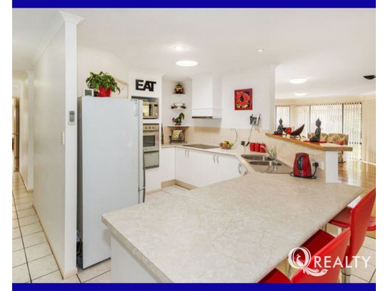 41 Clifton Place, Parkinson QLD 4115
