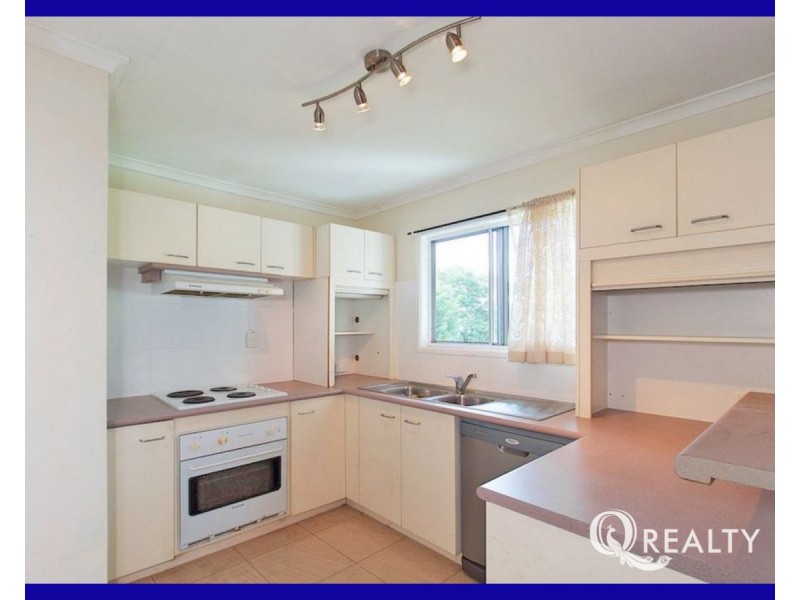 62 Aquarius Drive, Kingston QLD 4114