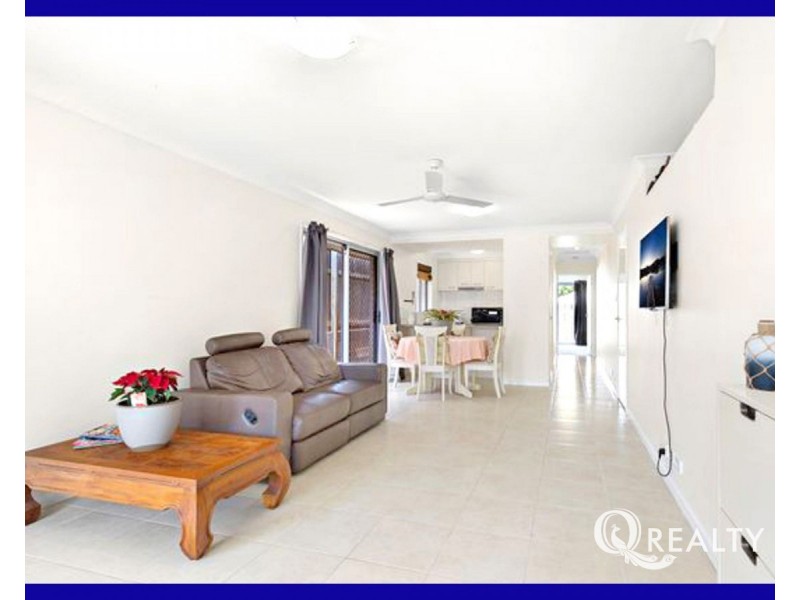 6 Pinnacle Close, Springfield Lakes QLD 4300