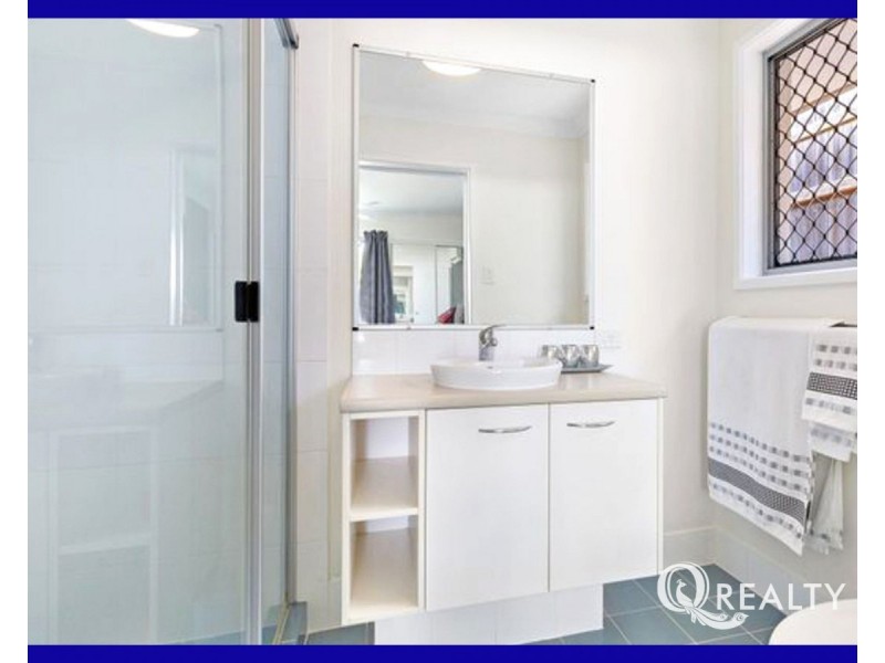 6 Pinnacle Close, Springfield Lakes QLD 4300