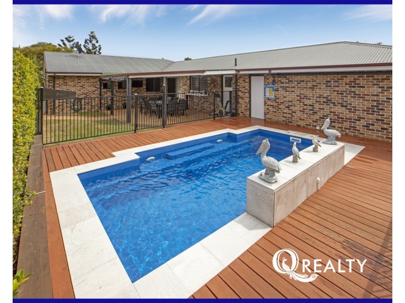 82 Bannockburn Crescent, Parkinson QLD 4115