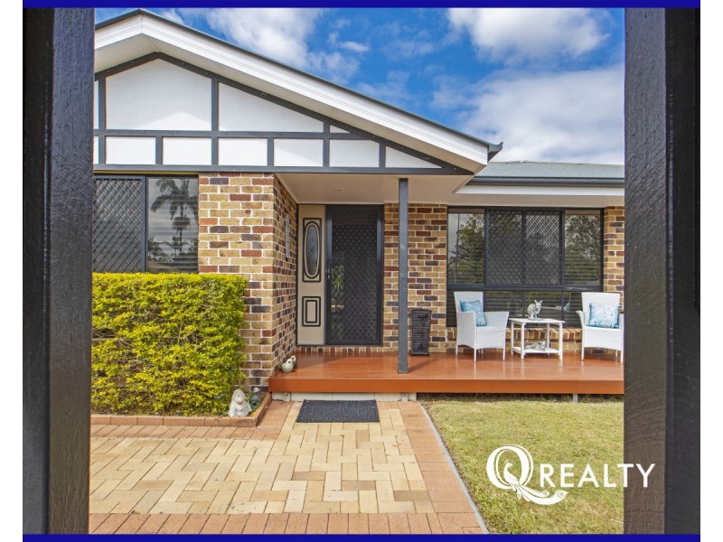 82 Bannockburn Crescent, Parkinson QLD 4115