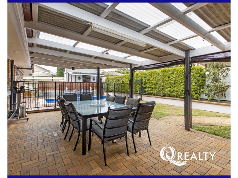 82 Bannockburn Crescent, Parkinson QLD 4115