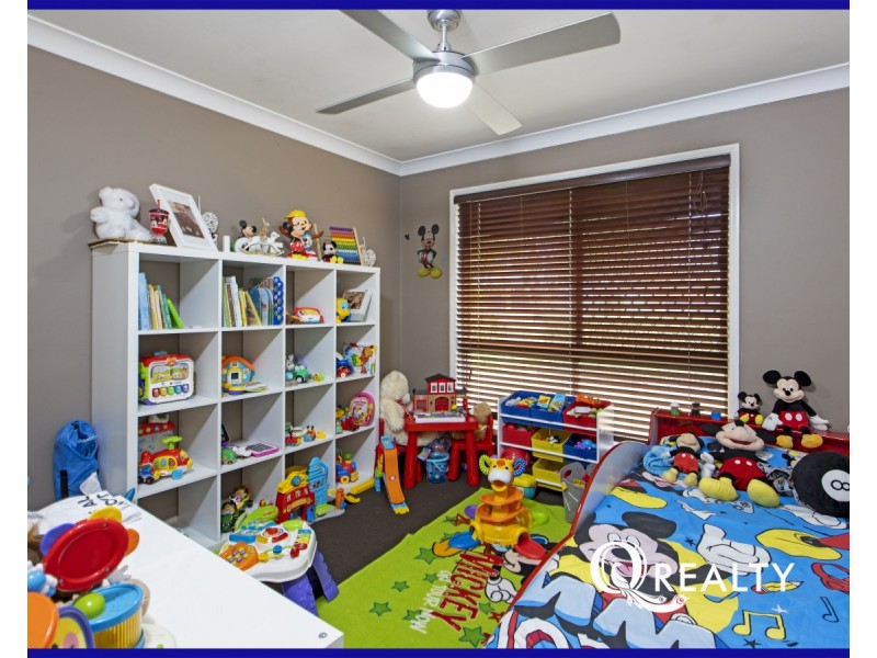 82 Bannockburn Crescent, Parkinson QLD 4115