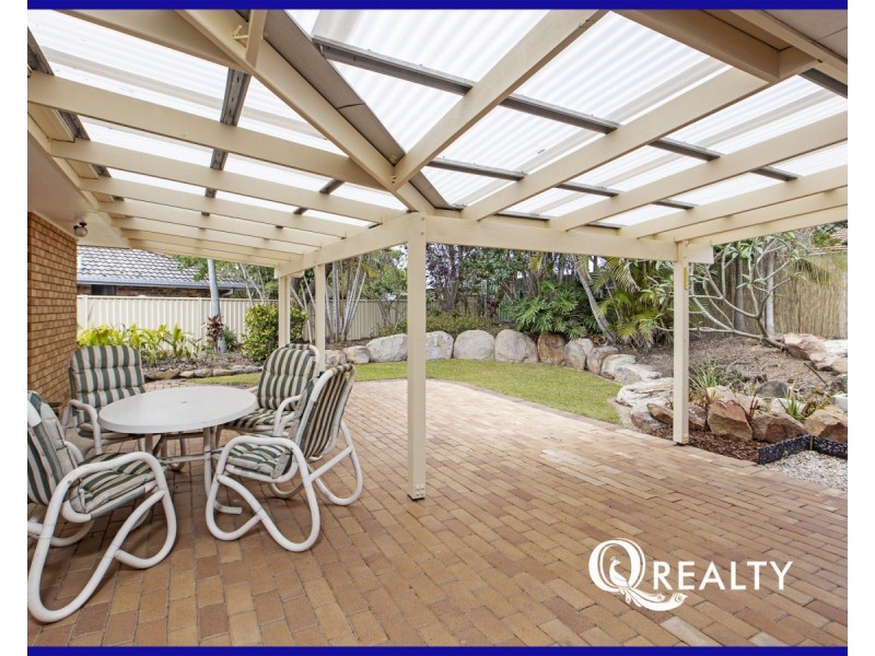 8 Haymer Court, Meadowbrook QLD 4131