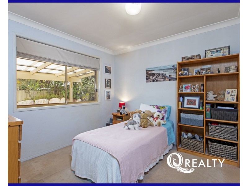 8 Haymer Court, Meadowbrook QLD 4131