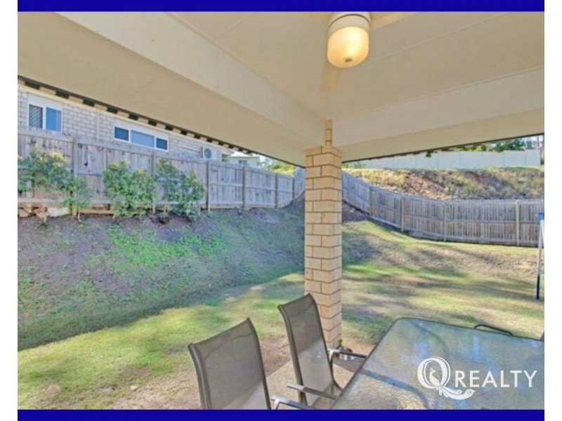 12 Bowen Place, Blackstone QLD 4304