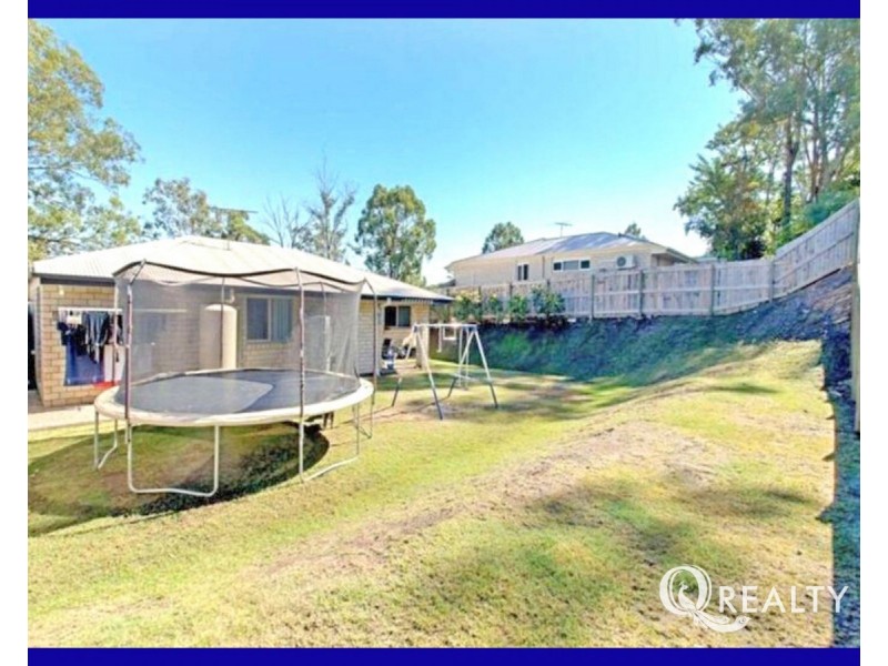 12 Bowen Place, Blackstone QLD 4304