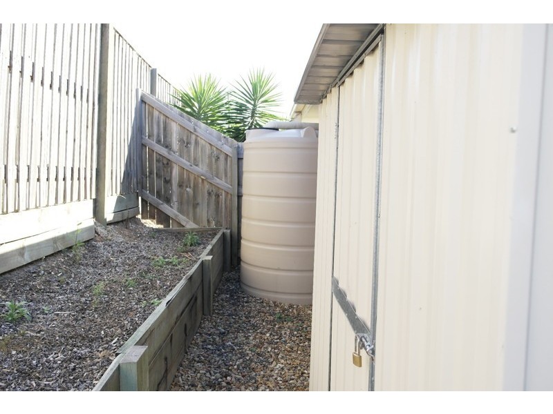 10 Eric Drive, Blackstone QLD 4304