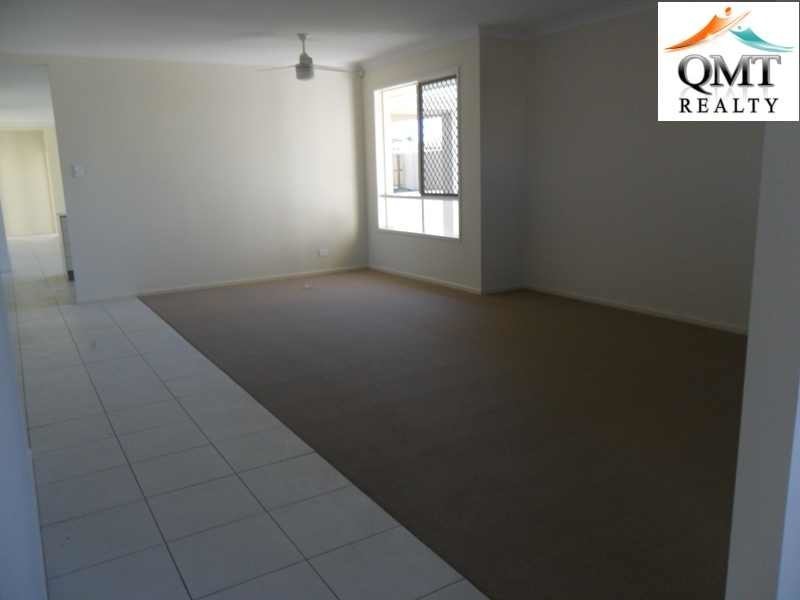 12 Iris Court, Yamanto QLD 4305