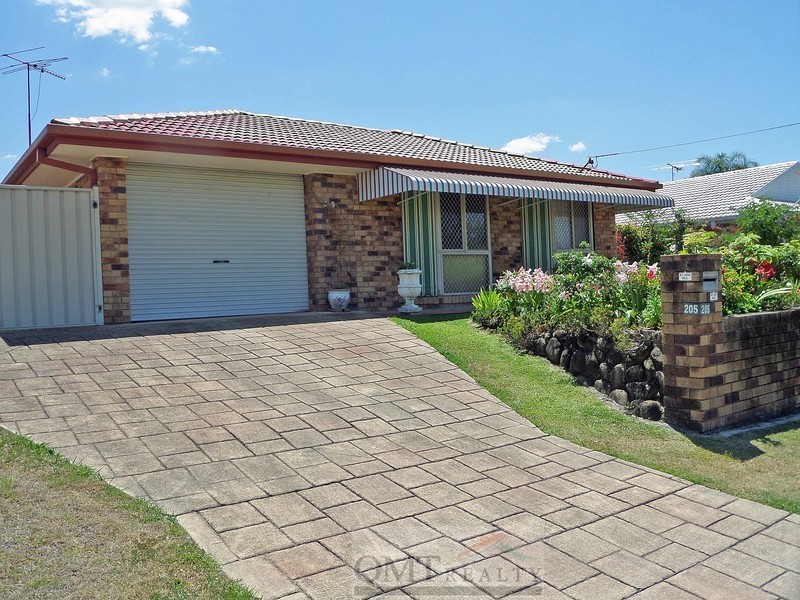 205 Waller Road, Regents Park QLD 4118