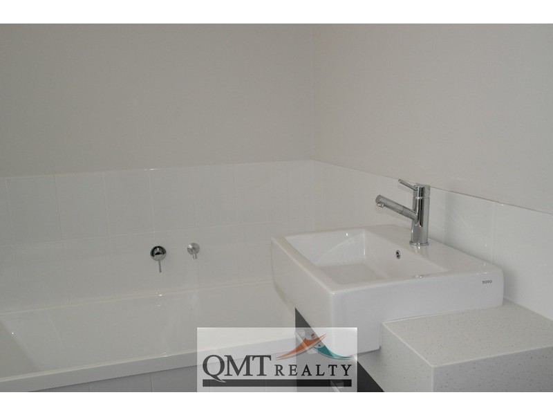 9 Conway Street, Riverview QLD 4303