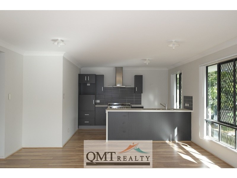 9 Conway Street, Riverview QLD 4303