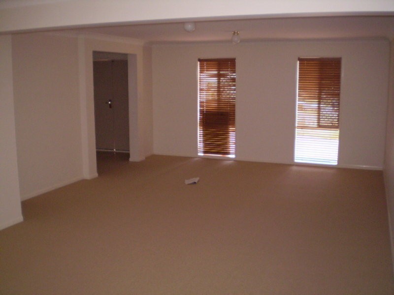 21 Apple Blossom Place, Eight Mile Plains QLD 4113