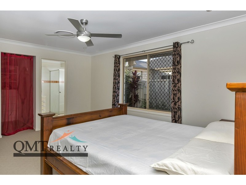 58 Bufalino Street, Parkinson QLD 4115