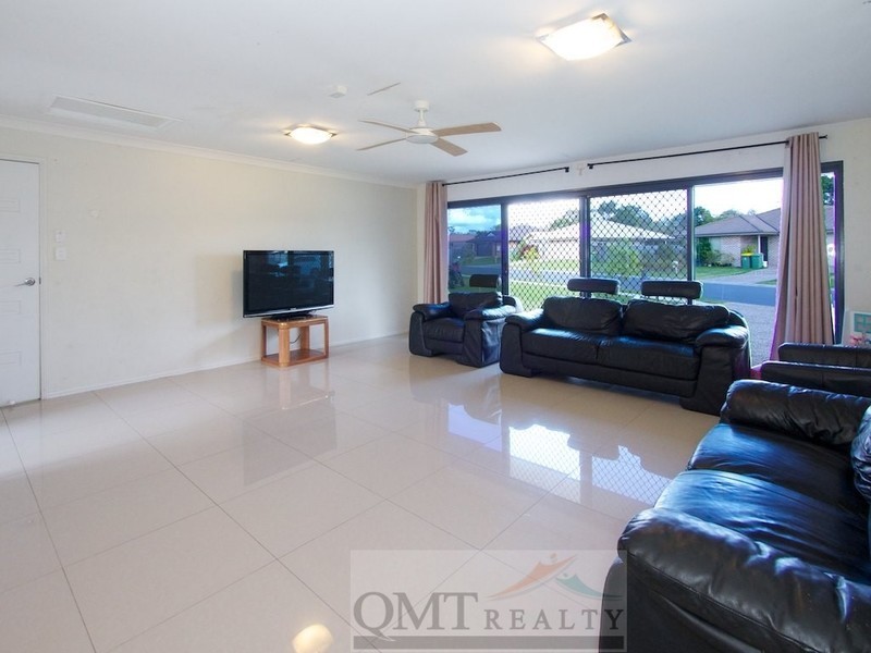 3 Summerhill Court, Marsden QLD 4132
