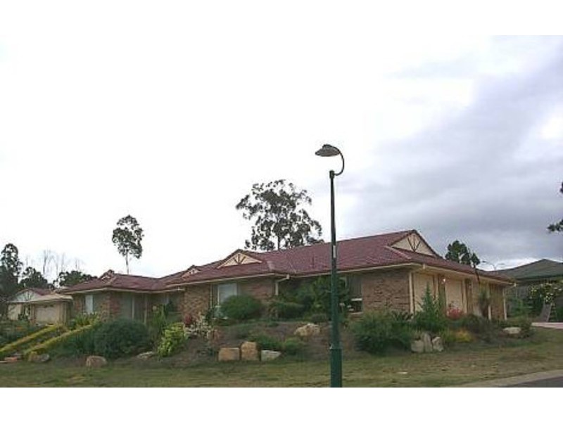 25 HIGHRIDGE RD, Springfield QLD 4300