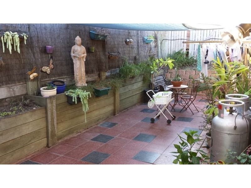 25 HIGHRIDGE RD, Springfield QLD 4300