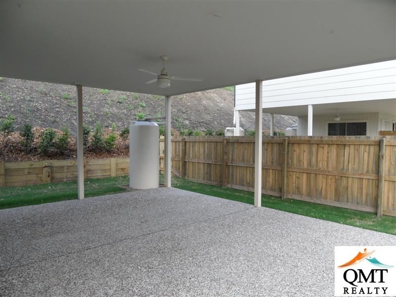 100 High Street, Blackstone QLD 4304