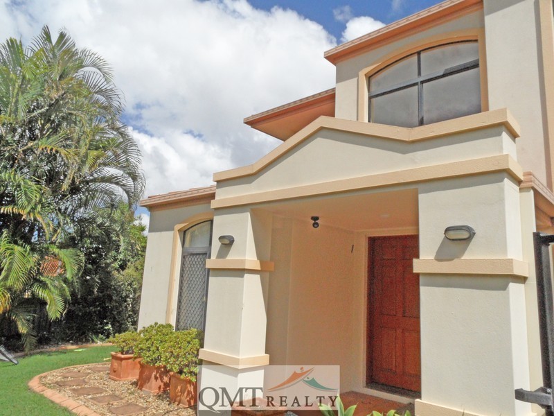 273 Winstanley Street, Carindale QLD 4152