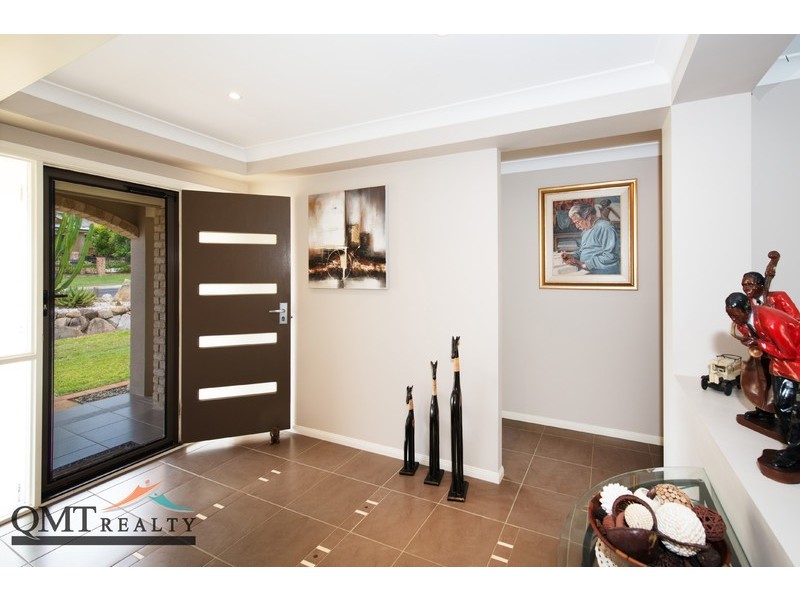 32 Watarrka Drive, Parkinson QLD 4115