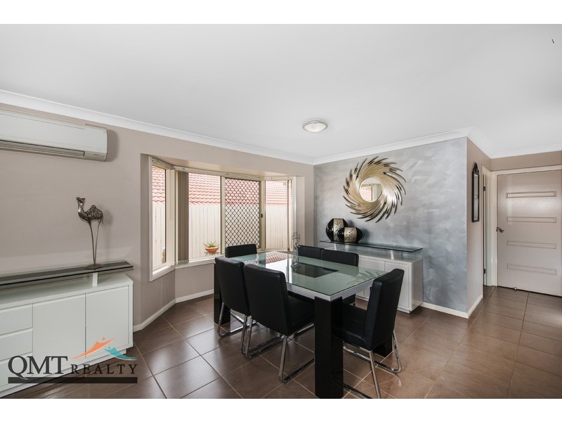 32 Watarrka Drive, Parkinson QLD 4115