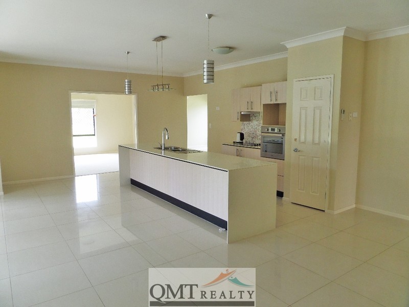 16 Webb Street, Calamvale QLD 4116