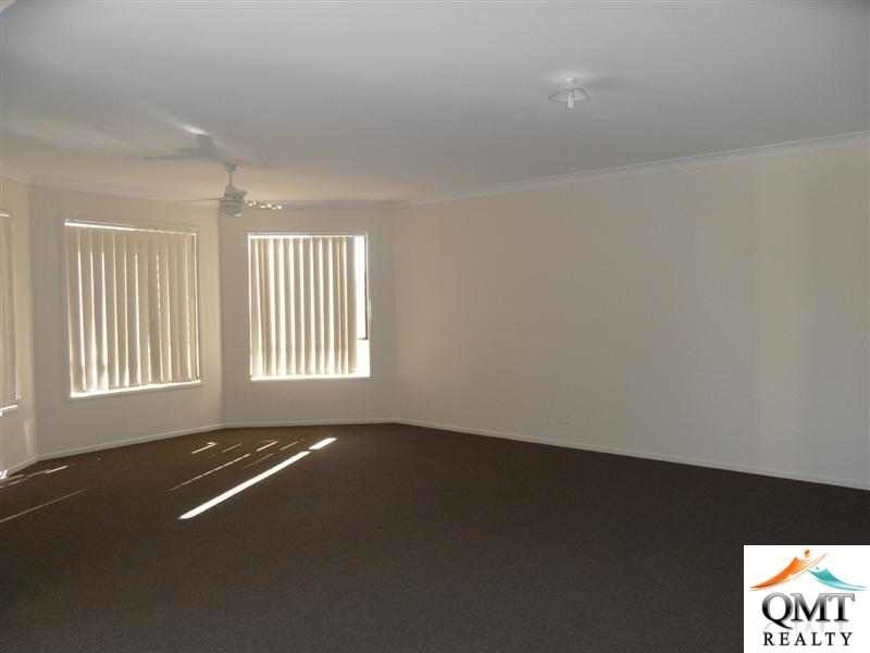 11 Lilly Close, Yamanto QLD 4305