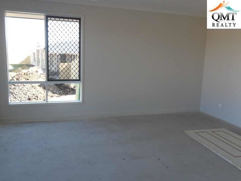 14 Petal Place, Yamanto QLD 4305