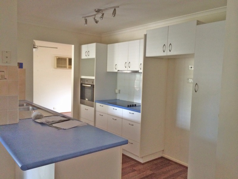 26 Enford Street, Hillcrest QLD 4118