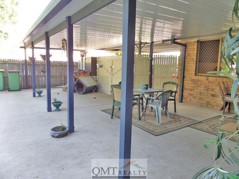 26 Enford Street, Hillcrest QLD 4118