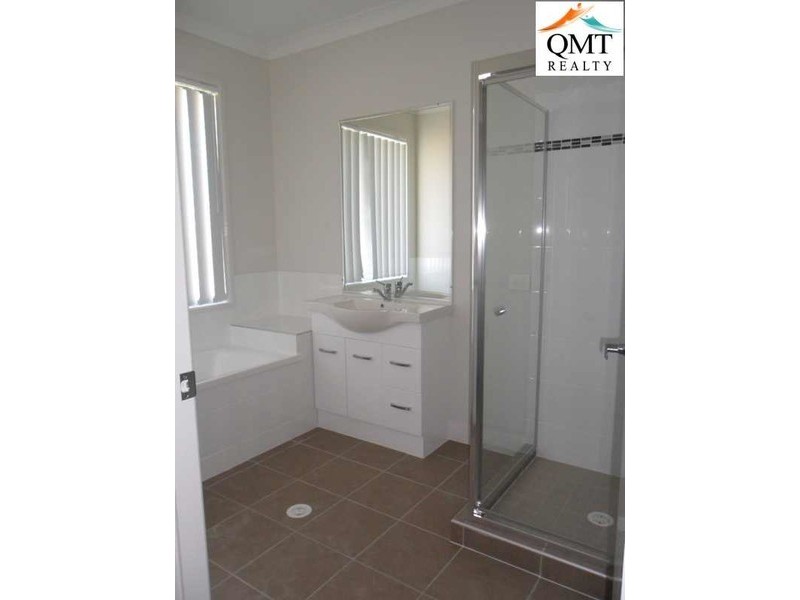 32 Tulip Street, Yamanto QLD 4305