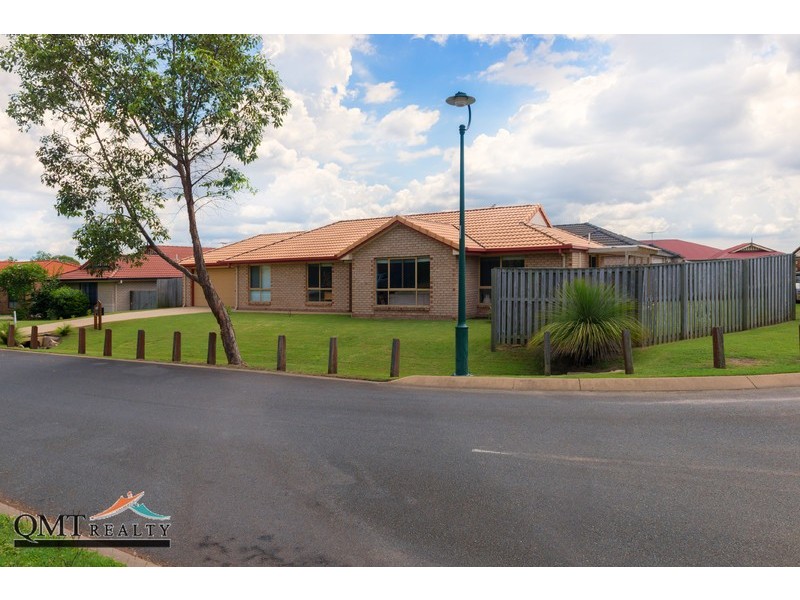 14 Naracoorte Street, Parkinson QLD 4115