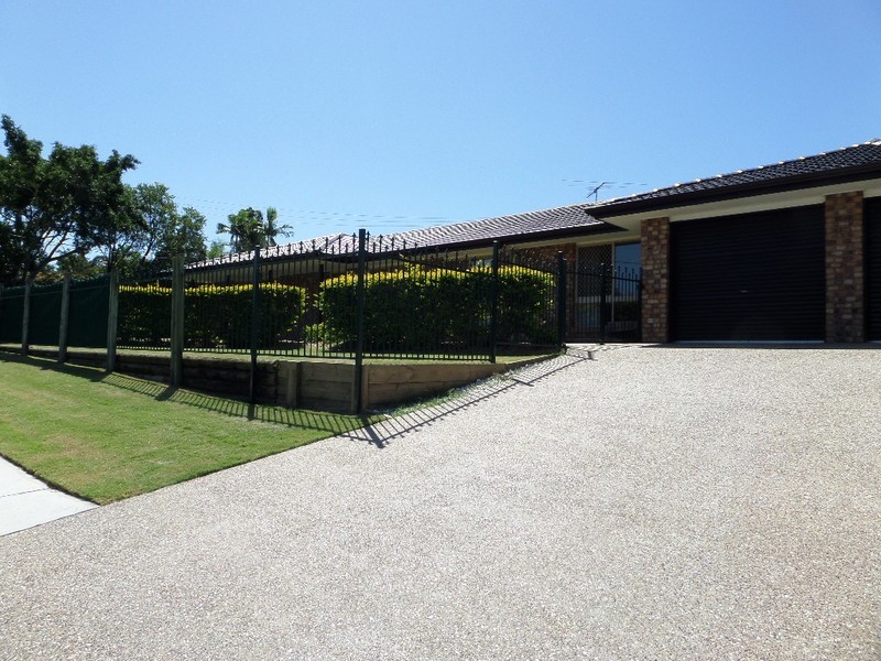 51 Colisa Cres, Regents Park QLD 4118