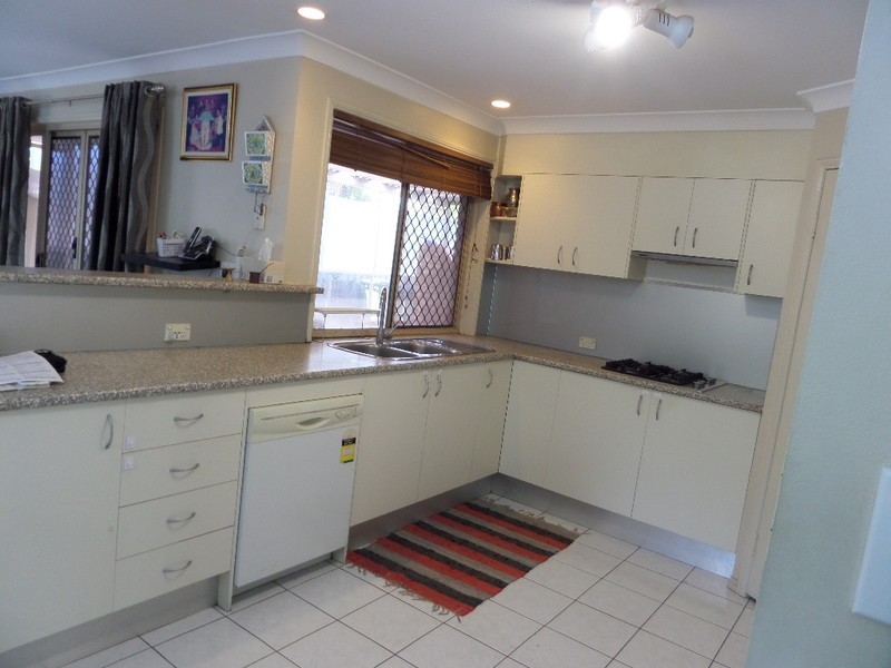 51 Colisa Cres, Regents Park QLD 4118