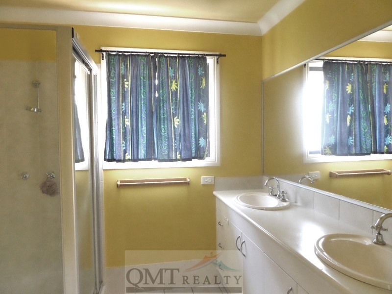 31 Alan Crescent, Eight Mile Plains QLD 4113