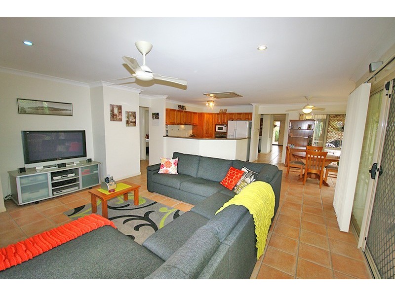 19 Morialta Place, Parkinson QLD 4115