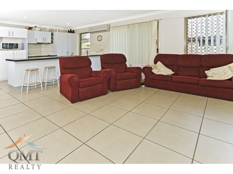 14 Benjamin Court, Yamanto QLD 4305