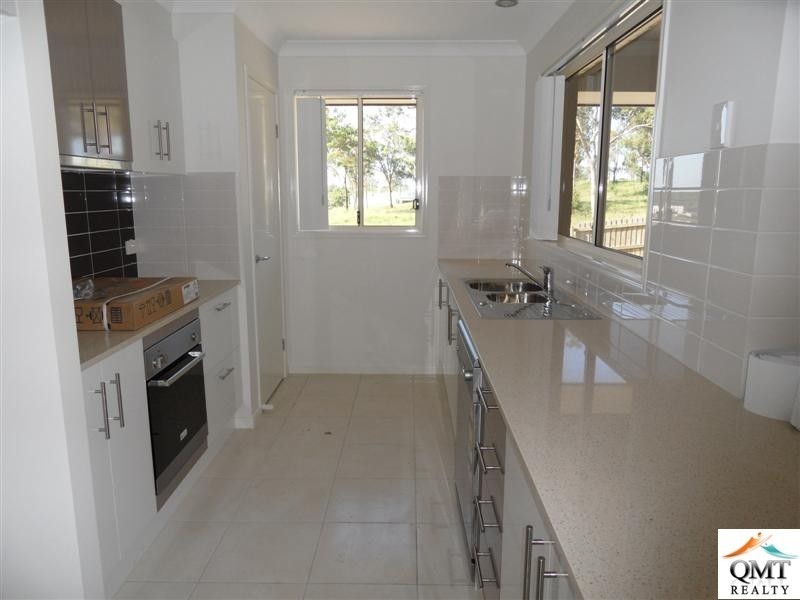 58 Outlook Drive, Waterford QLD 4133
