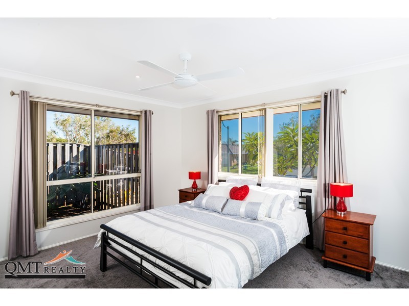 1 Freeman Place, Calamvale QLD 4116