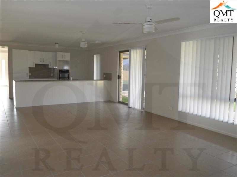 13 Petal Place, Yamanto QLD 4305